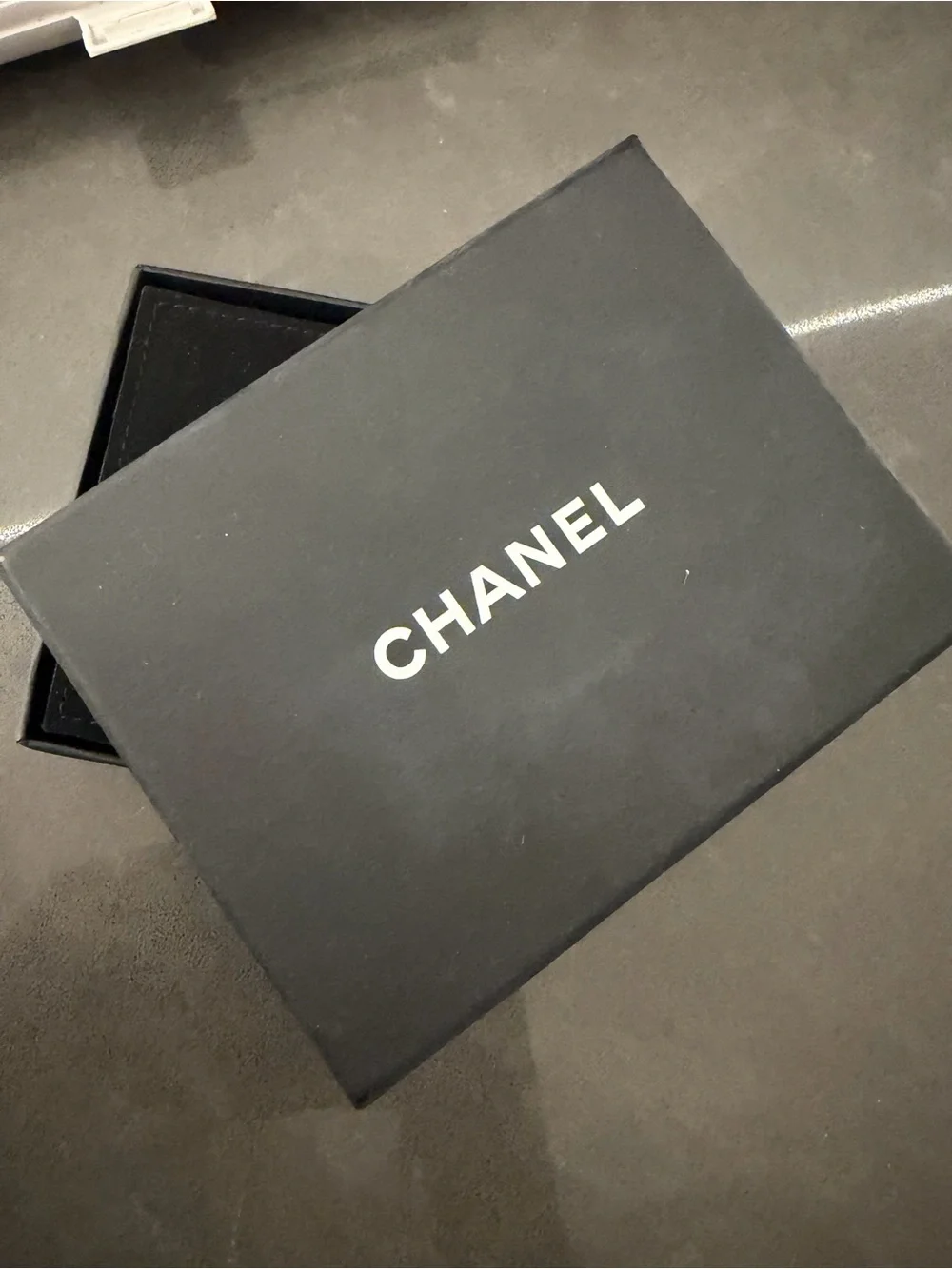 CHANEL bold drop